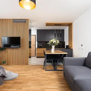 Inpoint G15 Near Old Town & Kazimierz District & Parking Option Aparthotel Krakow