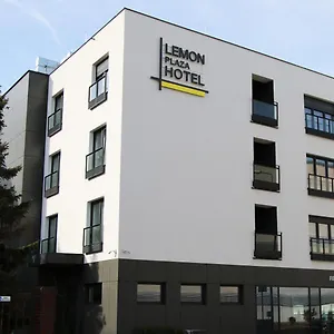 Отель Lemon Plaza, Познань